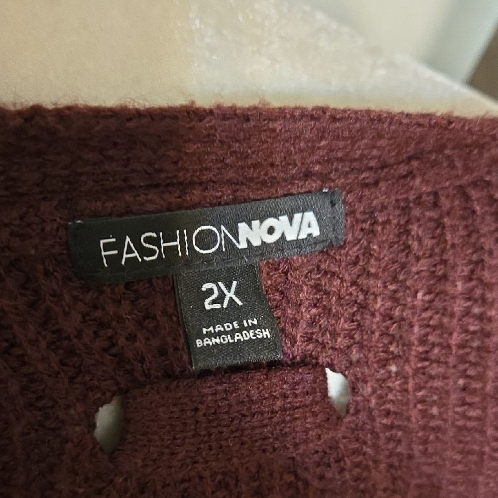 Fashion Nova Burgundy Cardigan - Picture 2 of 4